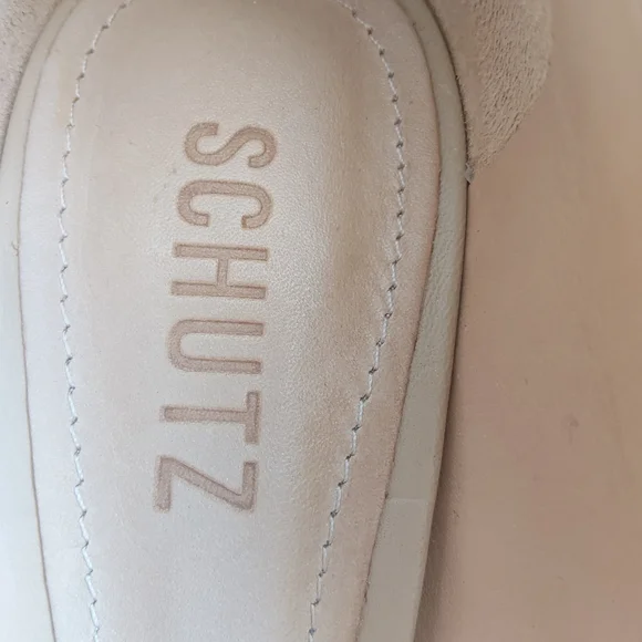 Schutz Women's Tan Leather Pumps - Picture 4 of 7